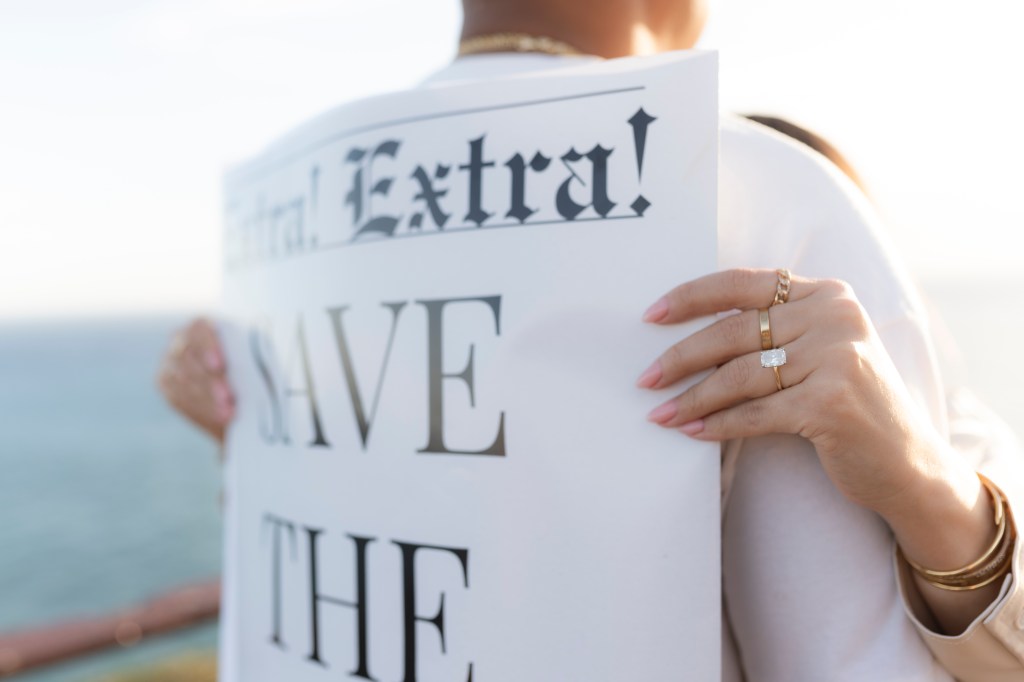 What to Wear for Your Engagement&nbsp;Session